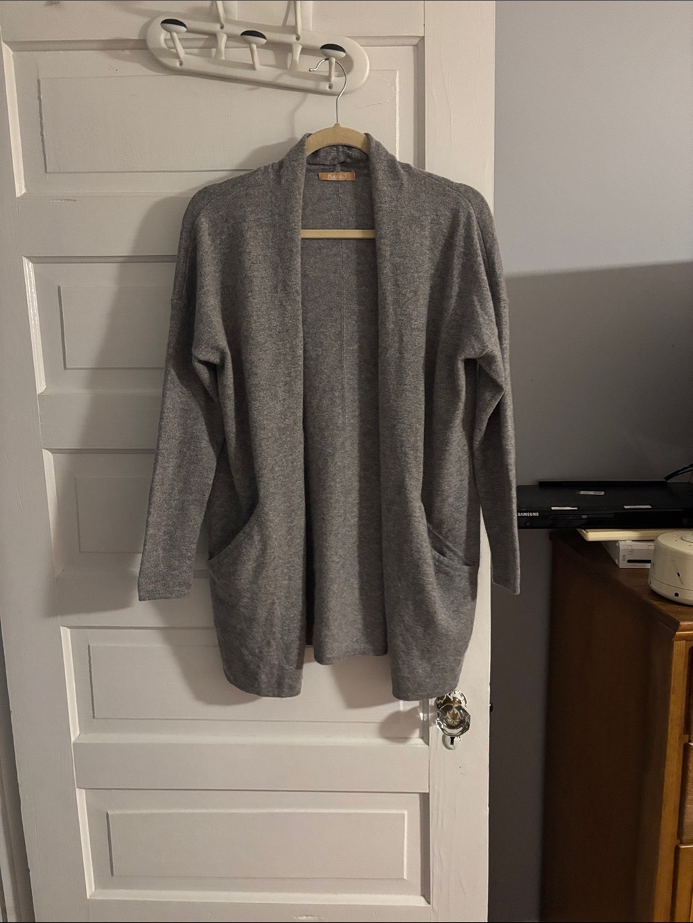 Cozy Open-Front Gray Cashmere Women's Cardigan Sweater